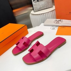 Hermes Slippers